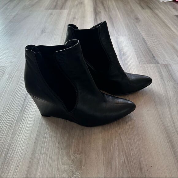 Stuart Weitzman Black Ankle Boots - Picture 5 of 6